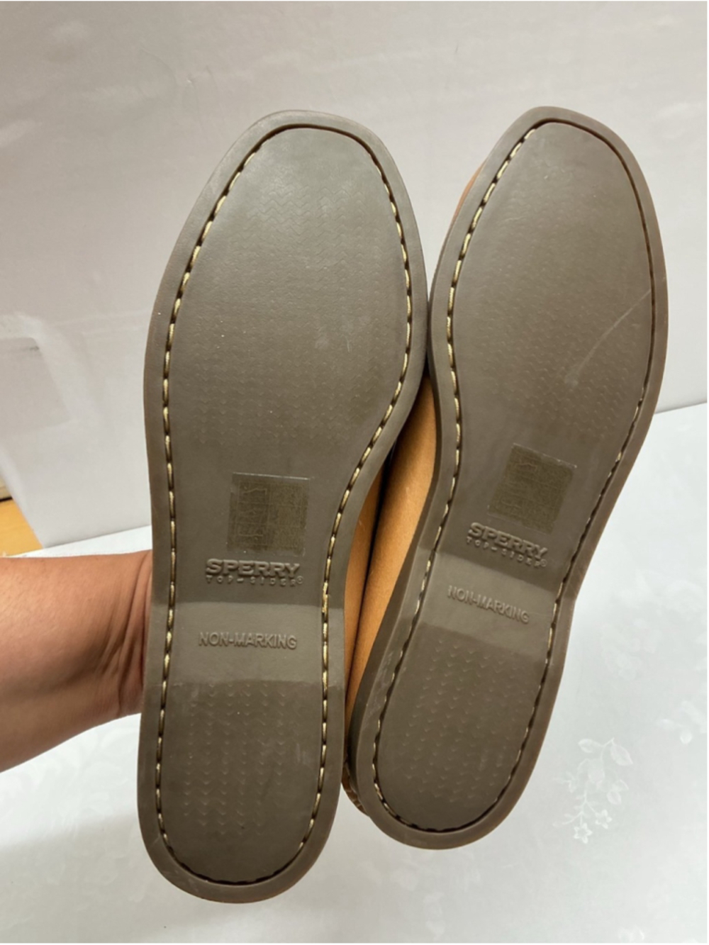 sperry leather Loafers size 10.5 - Picture 2 of 4